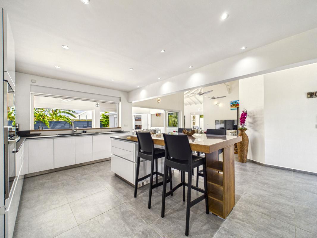 20.Location villa piscine Saint François Guadeloupe_Cuisine